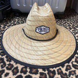 NWT HUK FISHING Tall Leaves Straw Hat